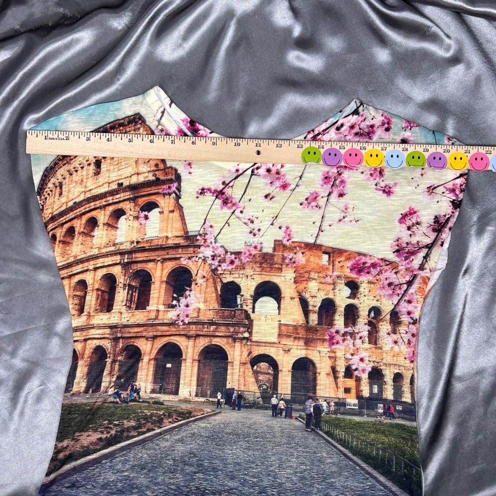 Made in Italy Rome Colosseum Cherry Blossom Graphic Cap Sleeve Tee White Medium - Picture 8 of 12